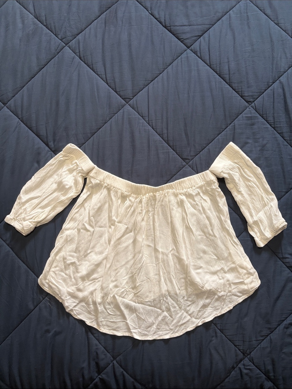 👚Streetwear Society Women's Off-Shoulder Blouse - Picture 1 of 4